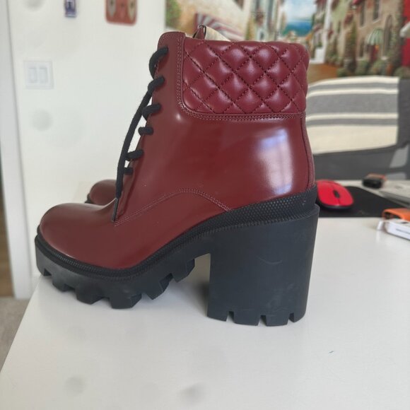 Gucci Red Quilted Lace Up Ankle Combat Boots NEW - Picture 5 of 14